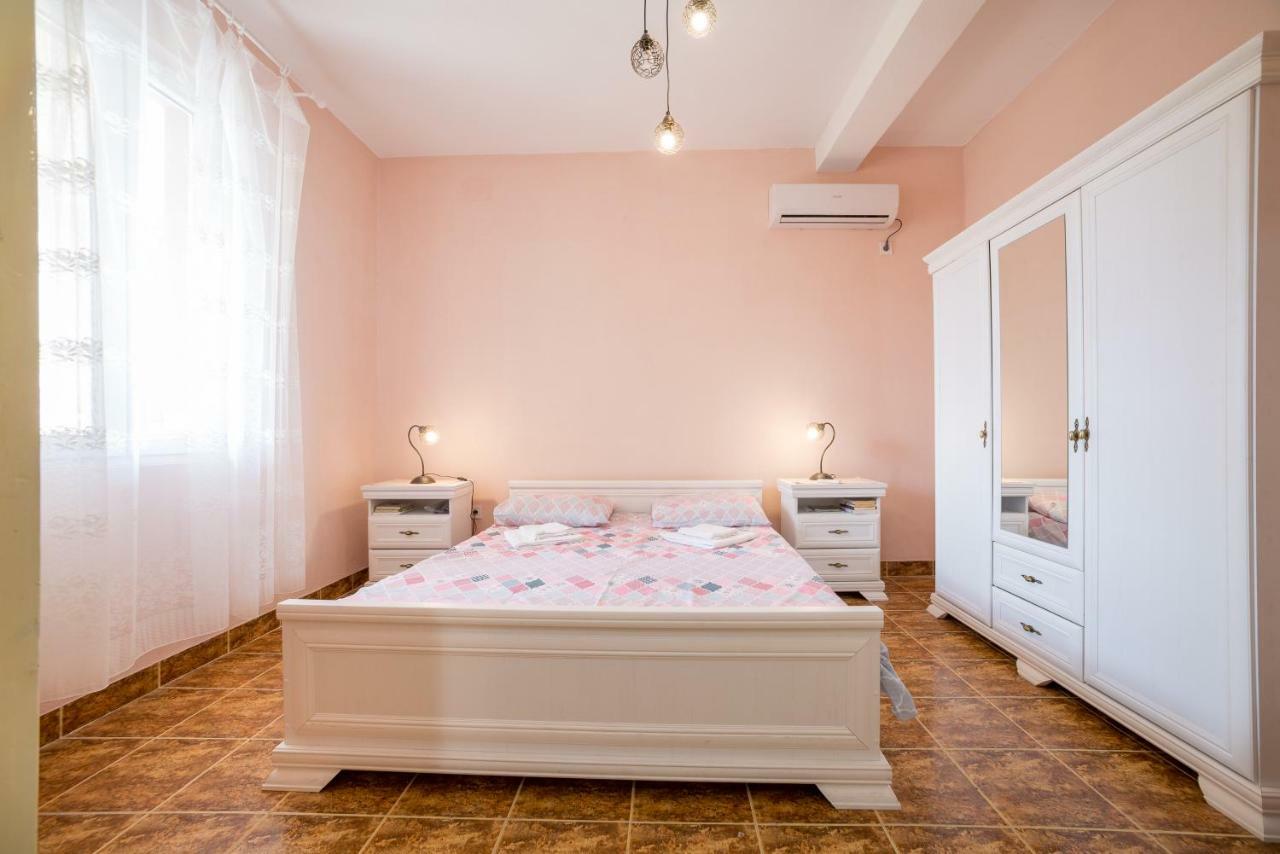 Casa M Apartment Tivat Ngoại thất bức ảnh
